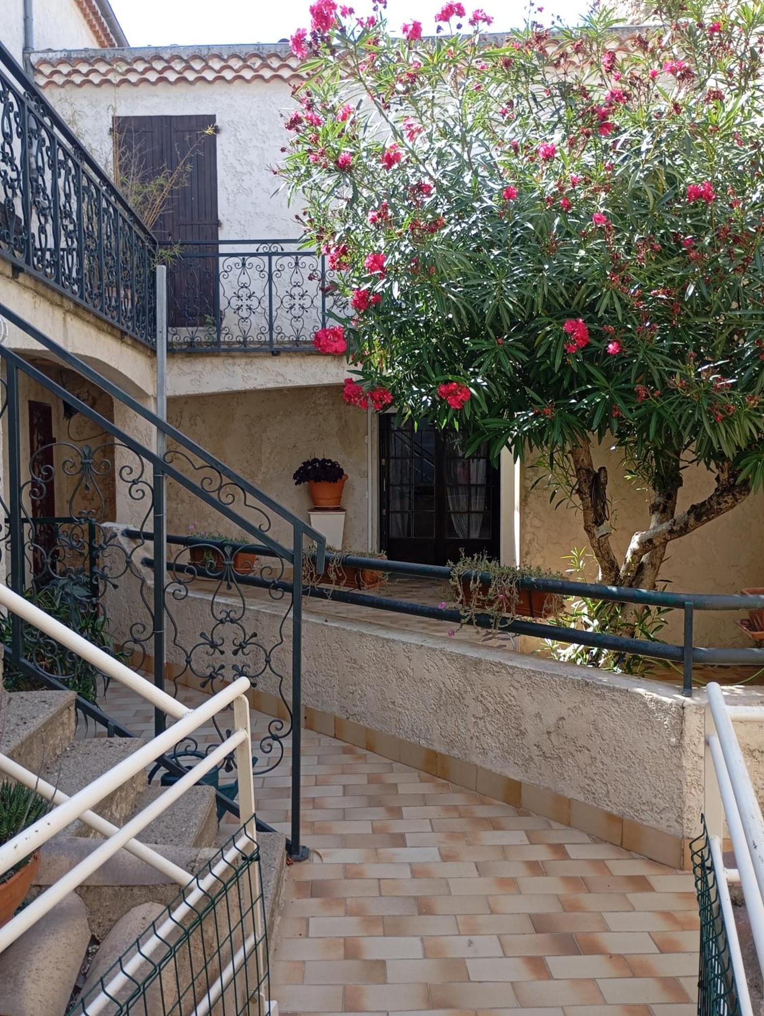 "Les Tournesols" Villa Saint-Martin-dʼArdèche Dış mekan fotoğraf